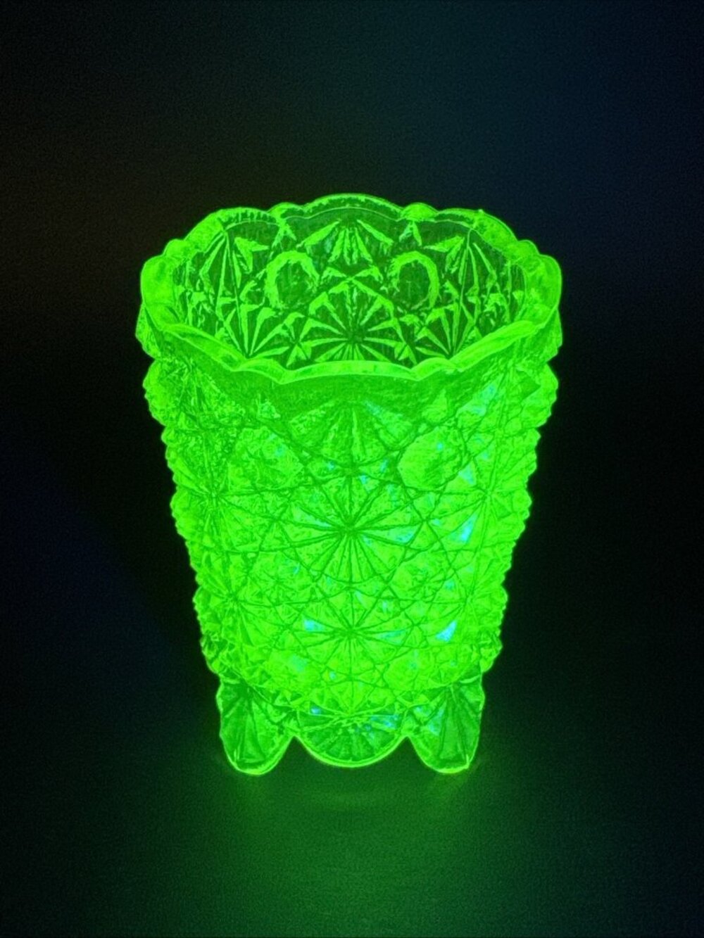 Vaseline Yellow Topaz Daisy Button Glass Toothpick Or Votive UV Glow